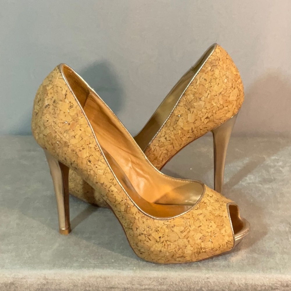 Badgley Mischka Cork Peep Toe Heels